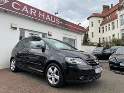 Schwarz Gebraucht 2008 VW Golf Plus Cross United Van / Kleinbus | 4.680 € (Fairer Preis)