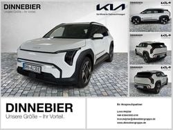 Weiß (metallic) Gebraucht 2025 Kia EV3 SUV | 36.490 € (Guter Preis)