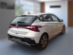 Metallic Gebraucht 2024 Hyundai i20 Advanced | 20.130 € (Etwas zu teuer)