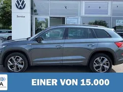 Grau metallic Gebraucht 2021 Skoda Kodiaq SportLine SUV | 36.840 € (Teuer)
