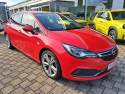 Rot Gebraucht 2019 Opel Astra Ultimate Limousine | 16.500 € (Fairer Preis)