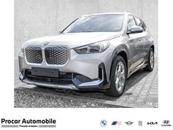 Silber Neu 2025 BMW iX1 xLine SUV | 51.949 € (Fairer Preis)
