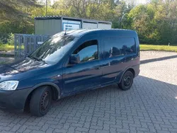 Blau Gebraucht 2010 Opel Combo Van / Kleinbus | 2.222 €