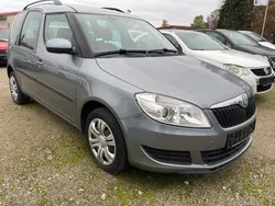 Grau Gebraucht 2011 Skoda Roomster Kombi | 6.990 € (Teuer)