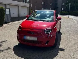 Rot Gebraucht 2022 Fiat 500e Red Cabrio | 21.000 € (Guter Preis)