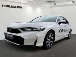 Platinum white pearl Gebraucht 2025 Honda Civic Advance Limousine | 39.990 € (Guter Preis)