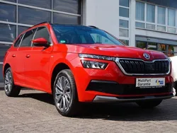 Rot Gebraucht 2022 Skoda Kamiq Tour SUV | 19.990 € (Guter Preis)