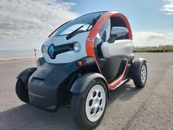 Rot Gebraucht 2015 Renault Twizy Kleinwagen | 3.950 €