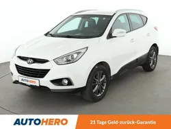 Weiß Gebraucht 2014 Hyundai ix35 Classic SUV | 10.850 € (Fairer Preis)