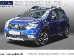 Blau Gebraucht 2021 Dacia Sandero Celebration Limousine | 11.970 € (Guter Preis)