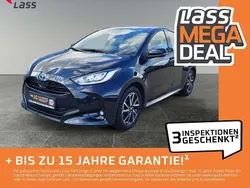Schwarz Gebraucht 2022 Toyota Yaris Hybrid Team Limousine | 17.980 € (Guter Preis)