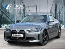 Grau Gebraucht 2022 BMW i4 Sport Line Limousine | 41.990 € (Guter Preis)