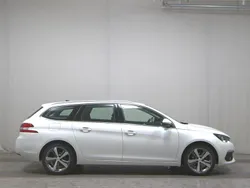 Weiss Gebraucht 2019 Peugeot 308 Active Kombi | 11.480 € (Fairer Preis)