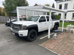 Weiß Gebraucht 2008 Chevrolet Silverado SUV | 15.000 €