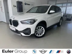 Weiss Gebraucht 2022 BMW X1 SUV | 26.877 € (Guter Preis)