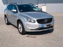 Silber Gebraucht 2015 Volvo XC60 Kinetic SUV | 14.999 € (Guter Preis)