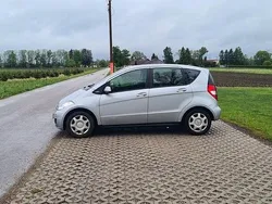 Grau Gebraucht 2011 Mercedes A160 Elegance Van / Kleinbus | 3.800 € (Superpreis)