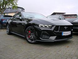 Absolute black metallic Gebraucht 2024 Ford Mustang GT Fastback Coupé | 49.980 € (Guter Preis)