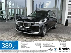 Schwarz Neu 2025 BMW iX1 Sport Line SUV | 51.980 € (Superpreis)