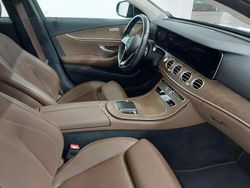 Grau Gebraucht 2022 Mercedes E220 AMG Limousine | 37.900 € (Teuer)