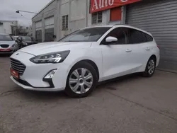 Weiß Gebraucht 2020 Ford Focus Cool & Connect Kombi | 10.499 € (Guter Preis)