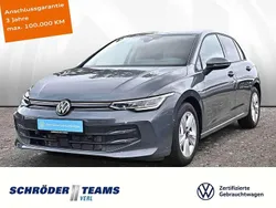 Delfingrau metallic Gebraucht 2024 VW Golf VIII Life Limousine | 27.980 € (Fairer Preis)