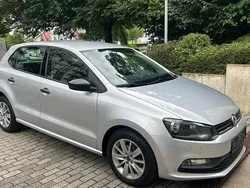 Silber Gebraucht 2016 VW Polo Comfortline Kleinwagen | 8.999 € (Guter Preis)