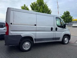 Silber Gebraucht 2016 Peugeot Boxer Van | 4.990 €