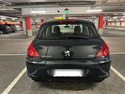 Grau Gebraucht 2008 Peugeot 308 Limousine | 1.999 € (Guter Preis)