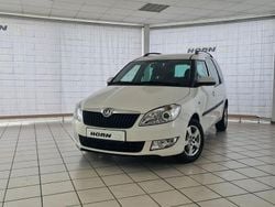 Weiß Gebraucht 2011 Skoda Roomster Plus Edition Van / Kleinbus | 4.990 € (Fairer Preis)