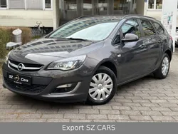 Grau Gebraucht 2013 Opel Astra Edition Kombi | 2.850 € (Superpreis)