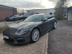 Grau Gebraucht 2018 Porsche Panamera 4S Sport Turismo Limousine | 59.400 €
