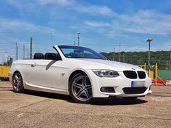 Weiß Gebraucht 2011 BMW 320 Cabriolet M Sport Cabrio | 15.900 € (Etwas zu teuer)