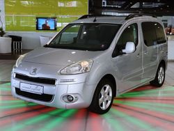 Grau Gebraucht 2012 Peugeot Partner Tepee Van / Kleinbus | 11.850 € (Teuer)