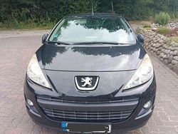 Schwarz Gebraucht 2010 Peugeot 207 CC Premium Cabrio | 3.950 € (Fairer Preis)