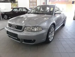 Silber Gebraucht 2001 Audi RS4 Sport Limousine | 39.800 € (Guter Preis)