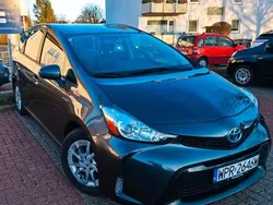 Grau Gebraucht 2015 Toyota Prius+ Comfort Van / Kleinbus | 11.750 € (Fairer Preis)
