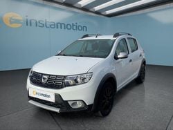 Weiß Gebraucht 2019 Dacia Sandero Stepway Kleinwagen | 12.549 € (Teuer)