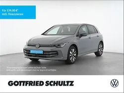 Grau Gebraucht 2024 VW Golf VIII Goal Limousine | 28.750 €