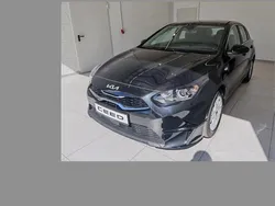 Schwarz Neu 2025 Kia Ceed Comfort Limousine | 25.990 € (Fairer Preis)