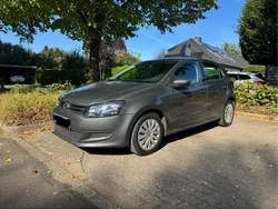 Grau Gebraucht 2010 VW Polo Kleinwagen | 5.350 € (Fairer Preis)
