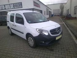 Arktikweiss Gebraucht 2018 Mercedes Citan 109 Van / Kleinbus | 11.600 € (Etwas zu teuer)