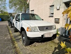 Weiß Gebraucht 2004 Ford Explorer SUV | 4.850 €