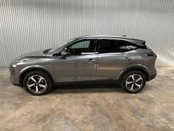 Grau Gebraucht 2023 Nissan Qashqai N-Connecta SUV | 18.150 € (Guter Preis)