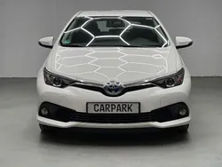 Weiß Gebraucht 2018 Toyota Auris Touring Sports Comfort Kombi | 14.700 € (Fairer Preis)