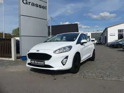 Weiß Gebraucht 2019 Ford Fiesta Cool & Connect Kleinwagen | 13.900 € (Etwas zu teuer)