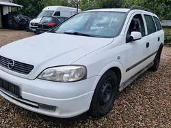 Weiß Gebraucht 2000 Opel Astra Kombi | 799 € (Teuer)