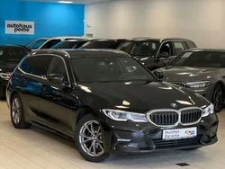 Schwarz Gebraucht 2021 BMW 318 Sport Line Kombi | 20.597 € (Fairer Preis)