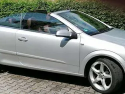 Silber Gebraucht 2007 Opel Astra Cabriolet Cosmo Cabrio | 4.750 € (Fairer Preis)