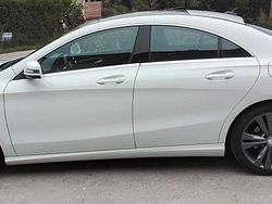 Weiß Gebraucht 2016 Mercedes CLA180 Urban Limousine | 15.400 € (Fairer Preis)